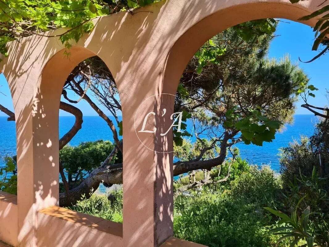 Maison à PORTO-VECCHIO