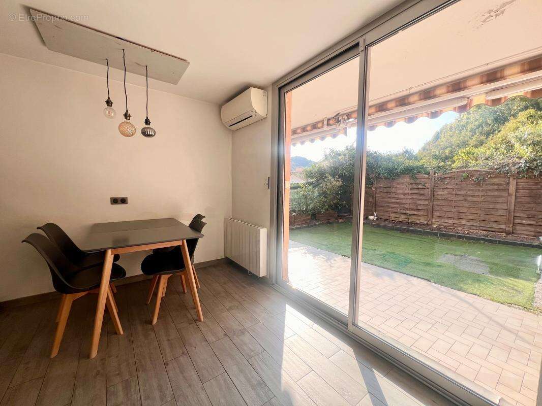 Appartement à VILLENEUVE-LOUBET