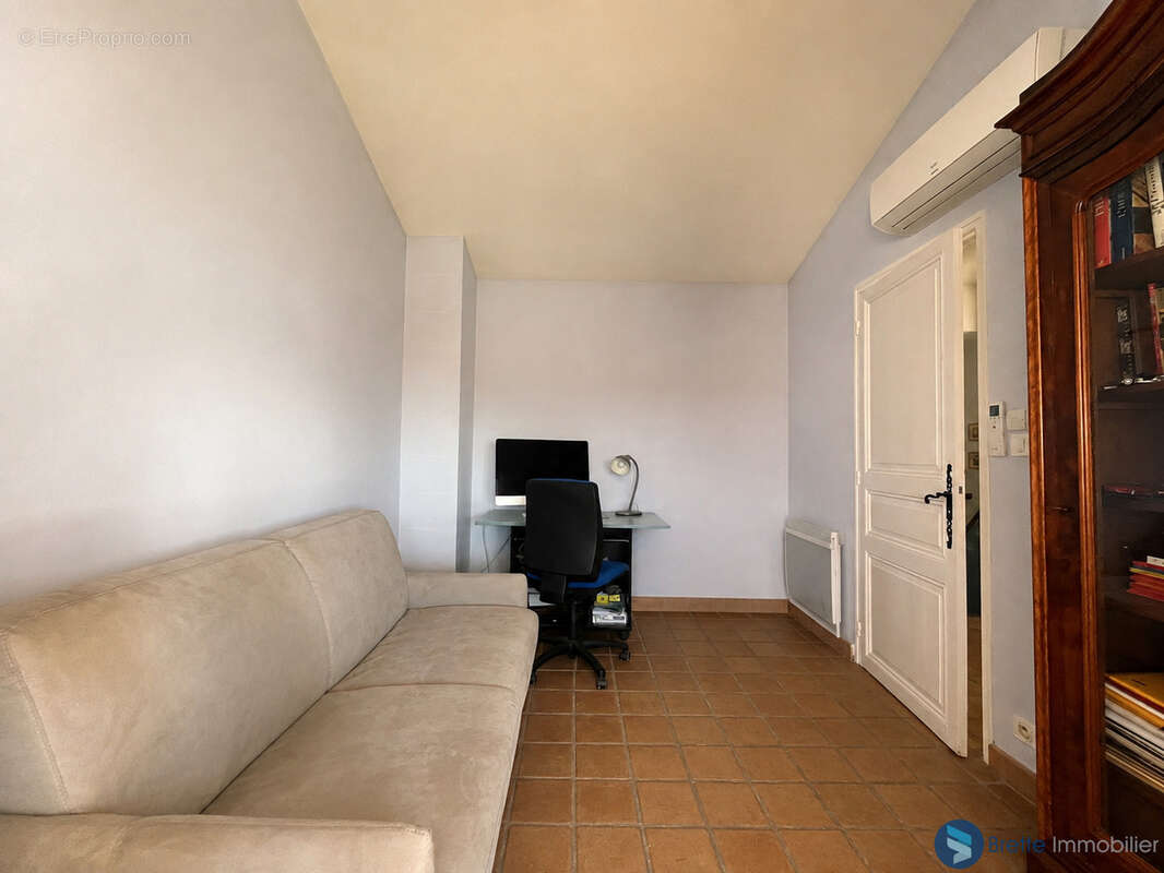 Toulon bas faron   villa t5 piscine et garage - photo 18