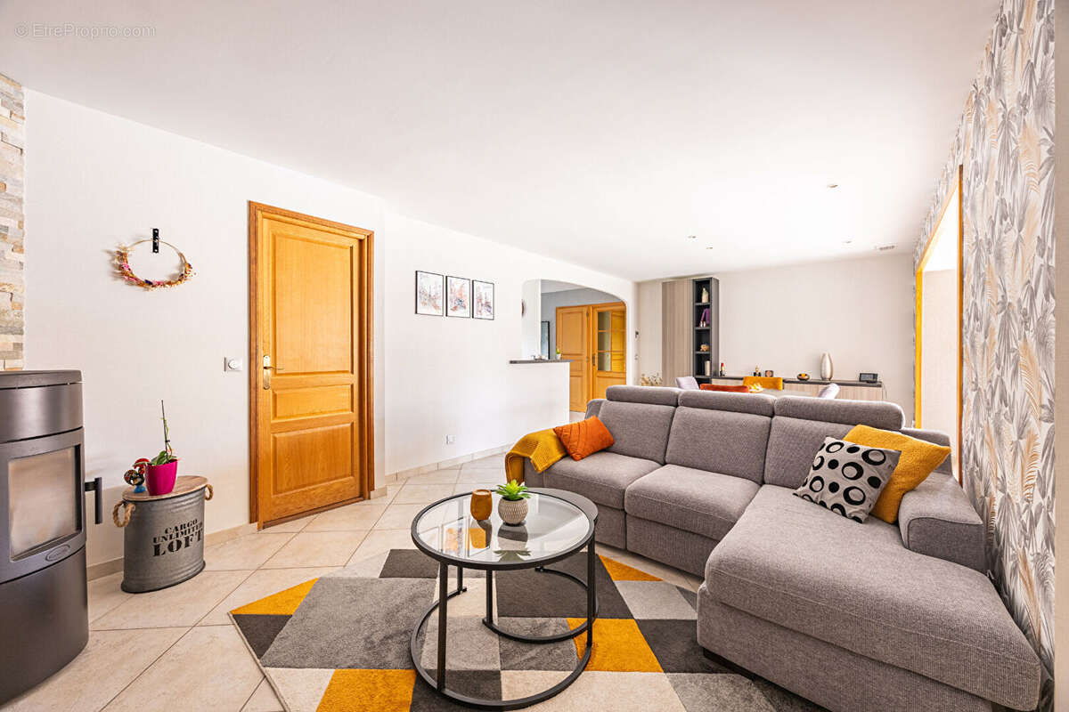 Maison - Plain pied - Basse-Goulaine - Proche bourg - photo 4