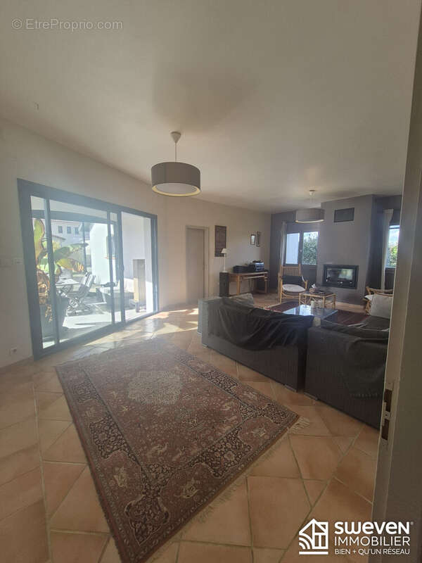 Maison à FONTENILLES