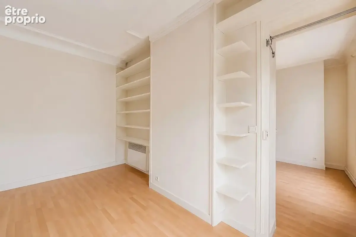 Appartement deux pièces — balcon filant — étage élevé - photo 8
