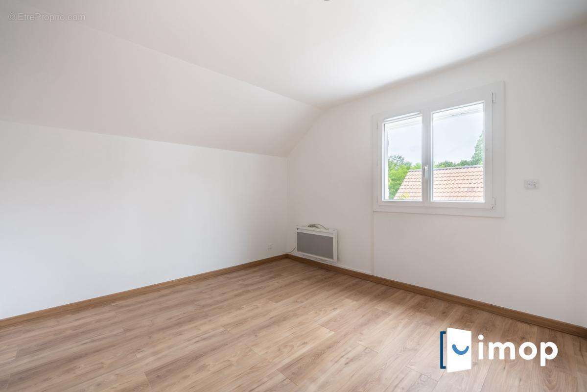 Maison à CERGY