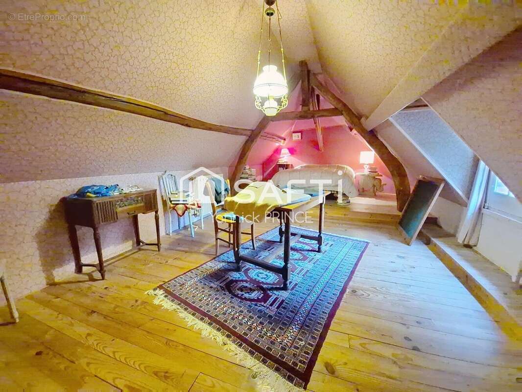 Maison 181 m² à Villeneuve-L'archeveque  - photo 9