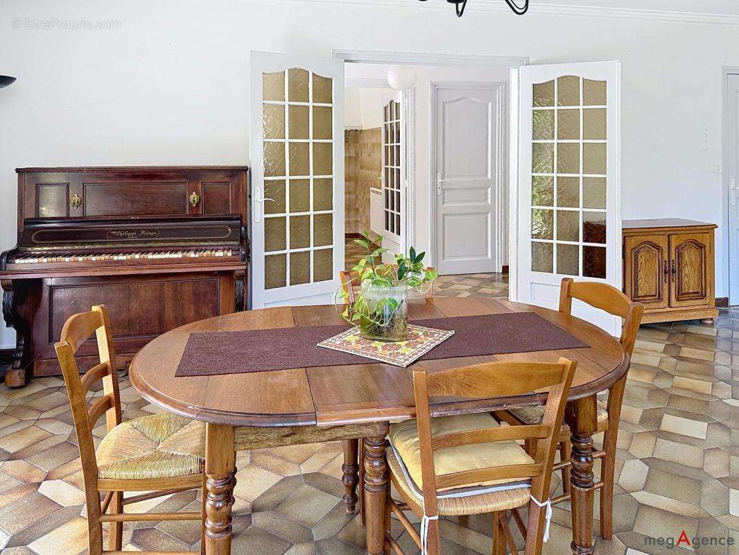 Maison à VIF