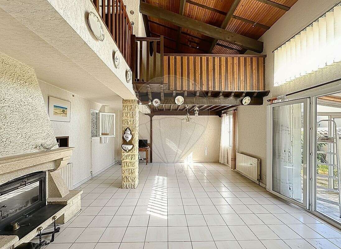Maison à NIMES