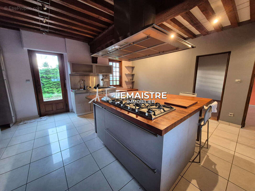 Maison à MONTIVILLIERS