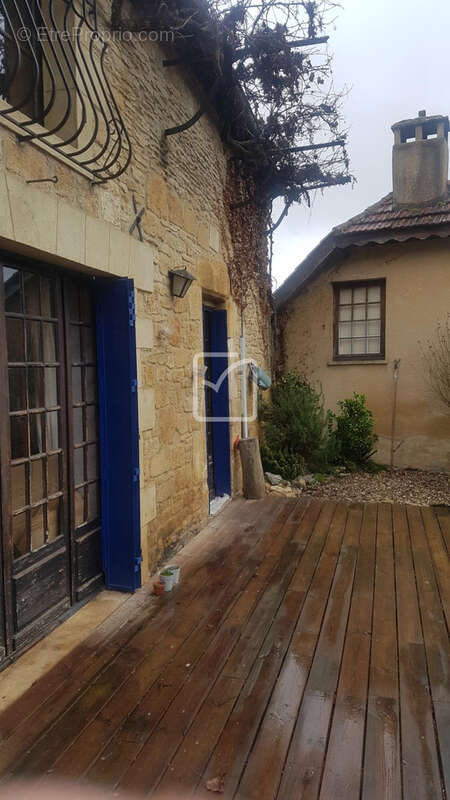 Maison à SALIGNAC-EYVIGUES