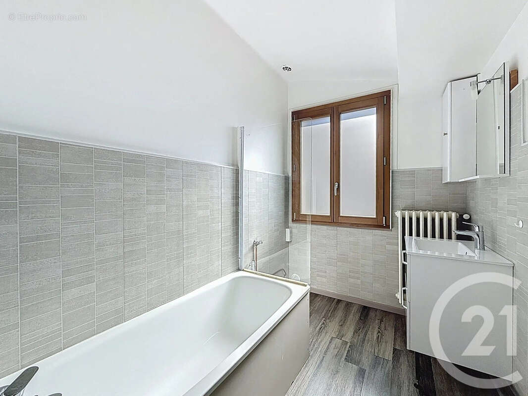 Appartement à TANINGES