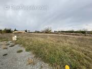 Terrain à VILLENEUVE-DE-BERG