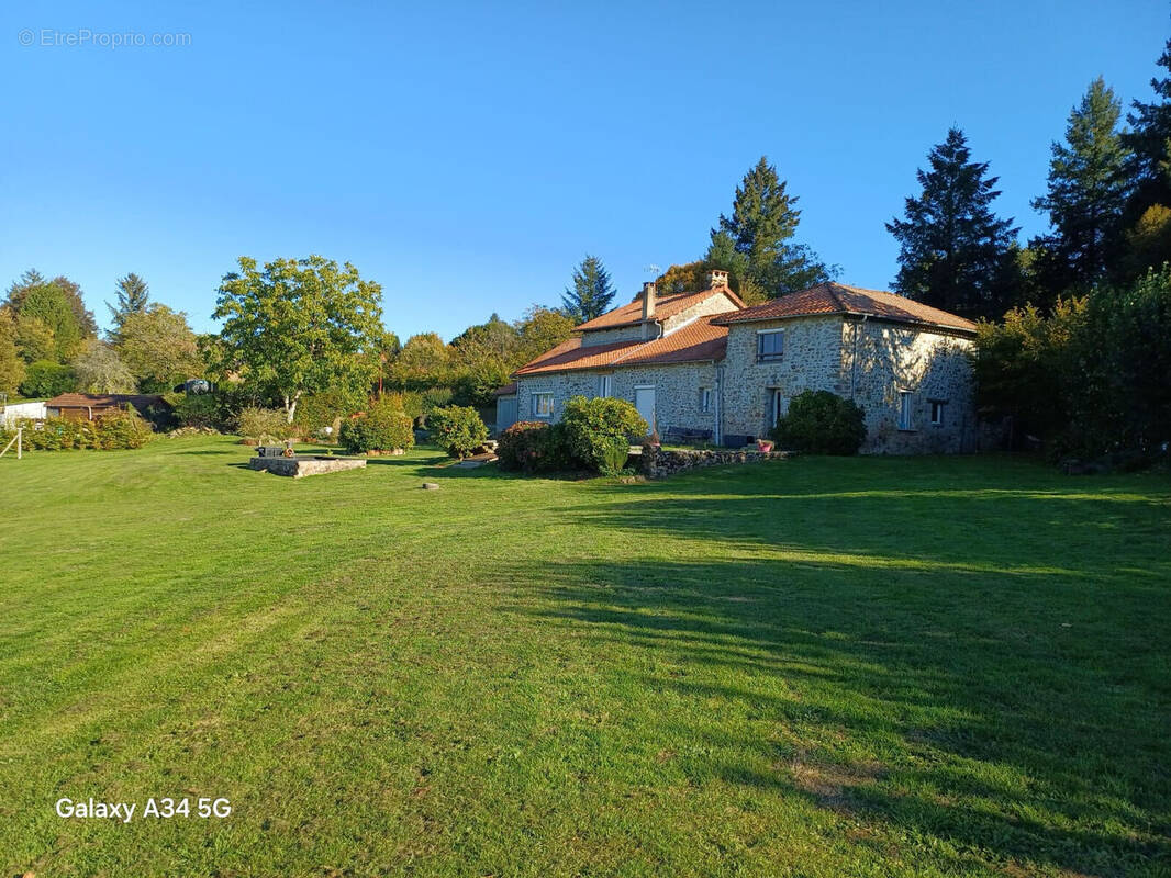 Photo 1 - Maison à SAINT-MARTIN-TERRESSUS