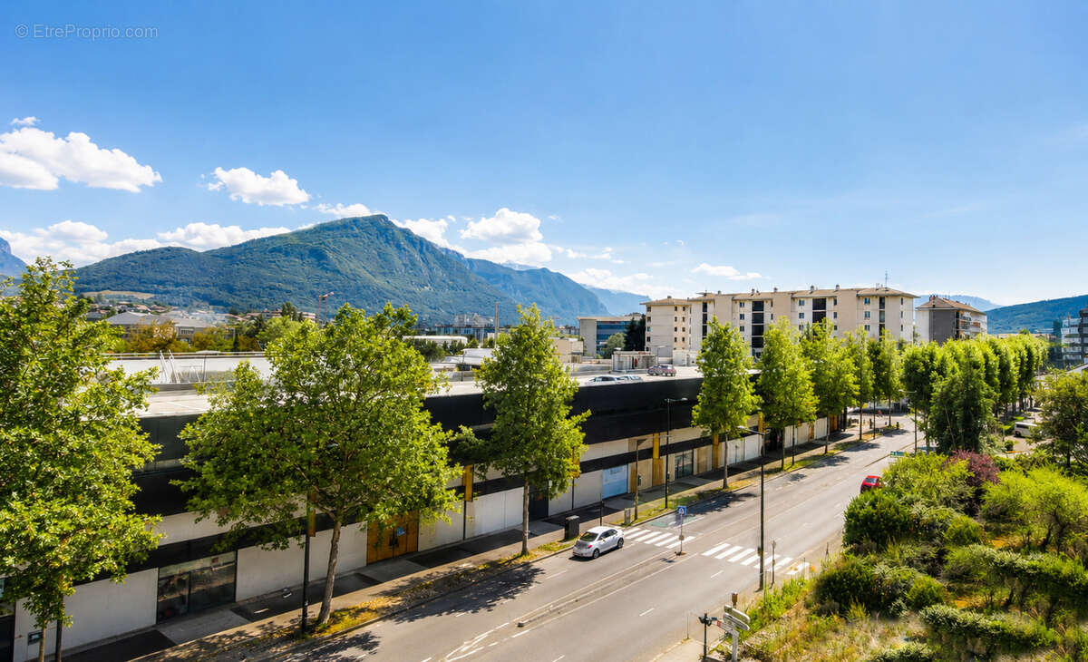 Appartement spacieux de 84 m2 balcons-vérandas en étage élevé - photo 8