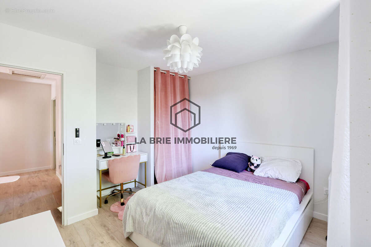 Maison à MAROLLES-EN-BRIE