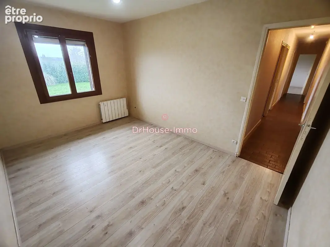 Maison 6 pièces 119 m² à vendre à Vaux-Sur-Vienne (86220) - photo 45