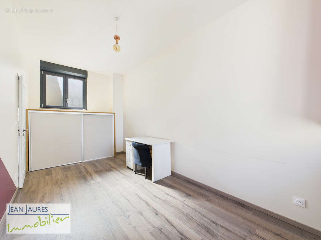 Maison à SAINTE-SAVINE