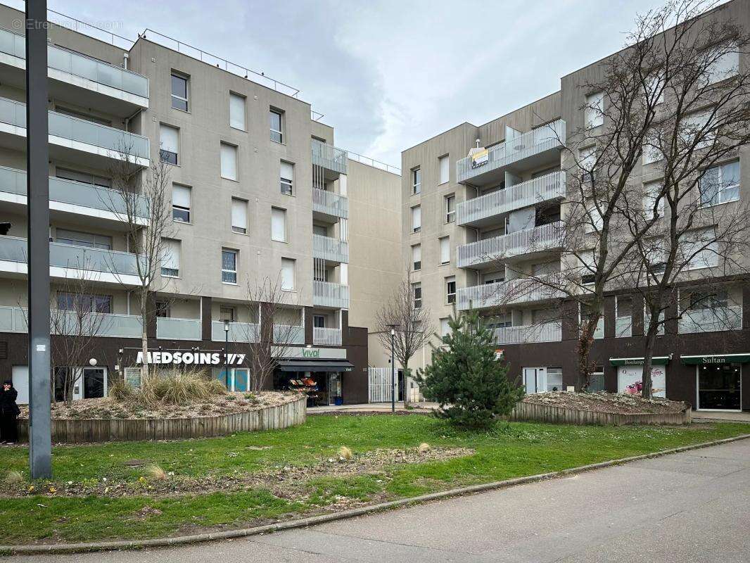 Appartement à VENISSIEUX