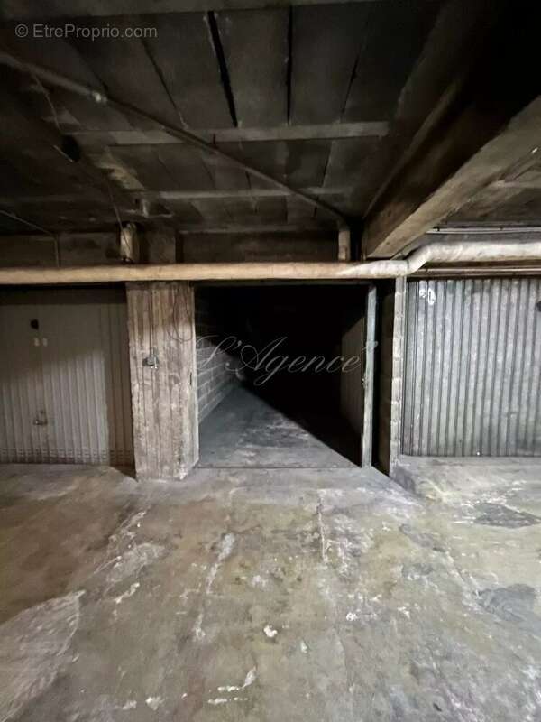 Petit garage a vendre - photo 3
