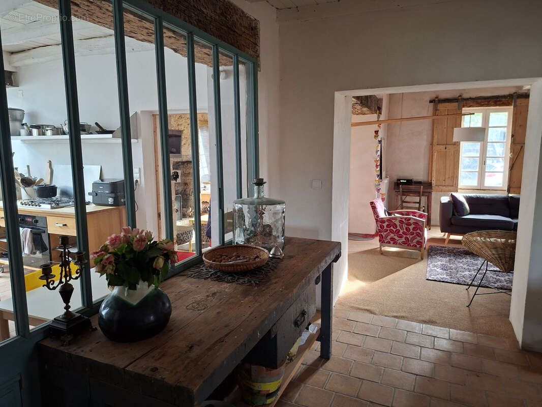 Maison à SAINT-PIERRE-DE-CLAIRAC