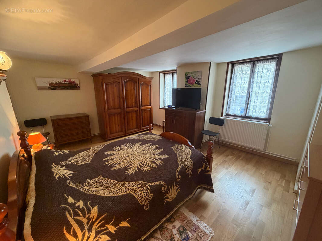 Maison à PETIT-COURONNE