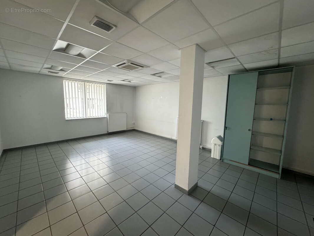 Commerce à VILLEURBANNE