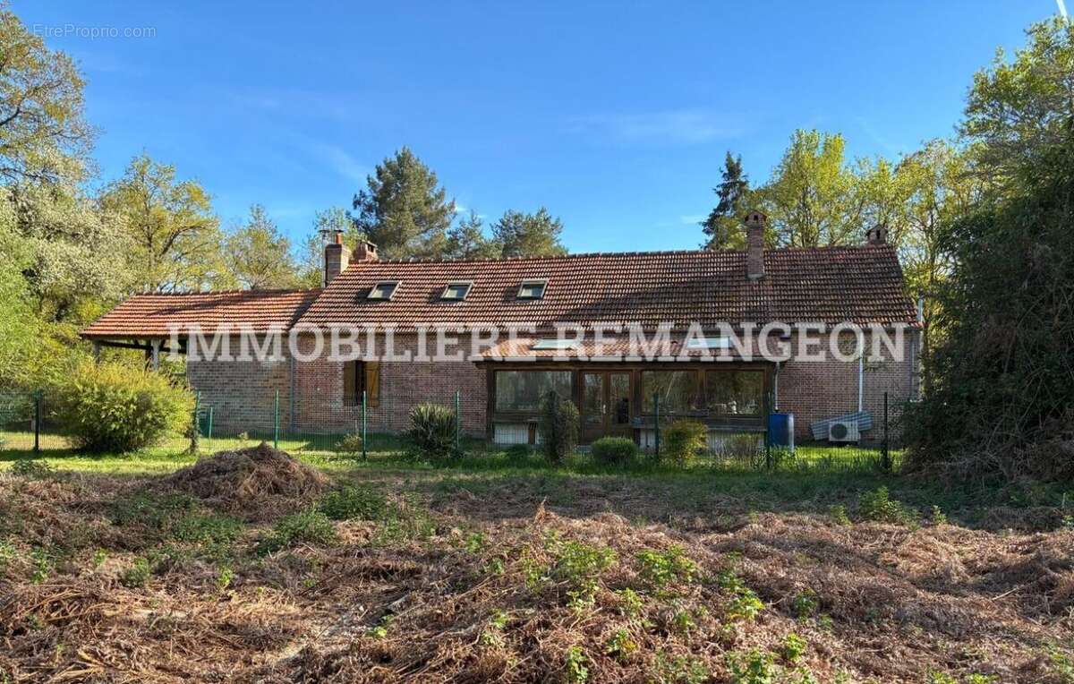 Maison à SENNELY
