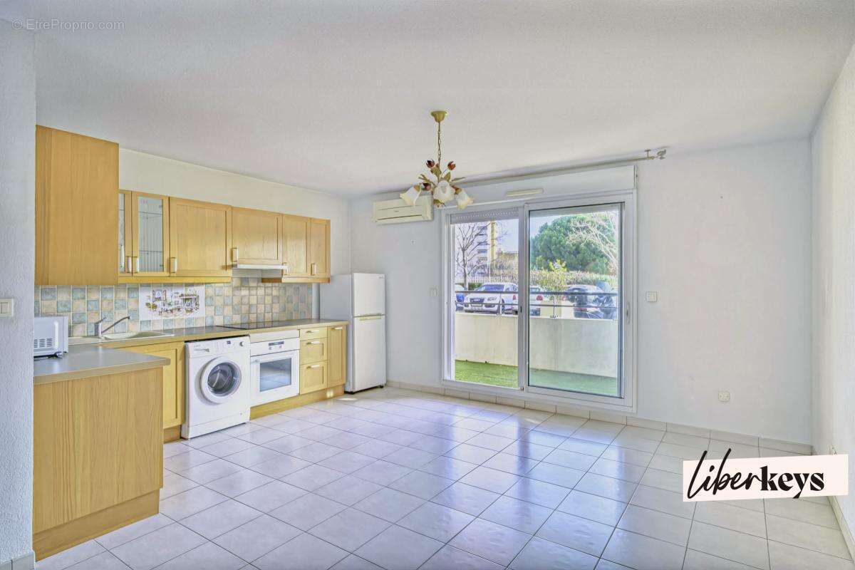 Appartement à MARSEILLE-11E
