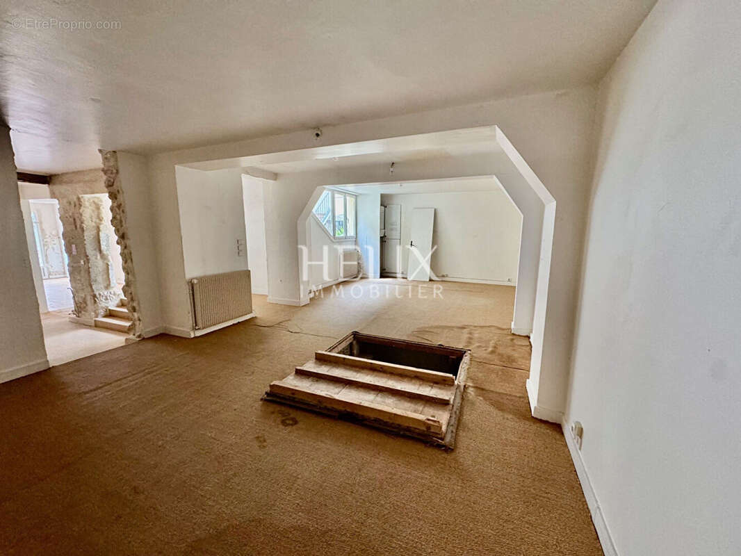 Commerce à SAINT-GERMAIN-EN-LAYE