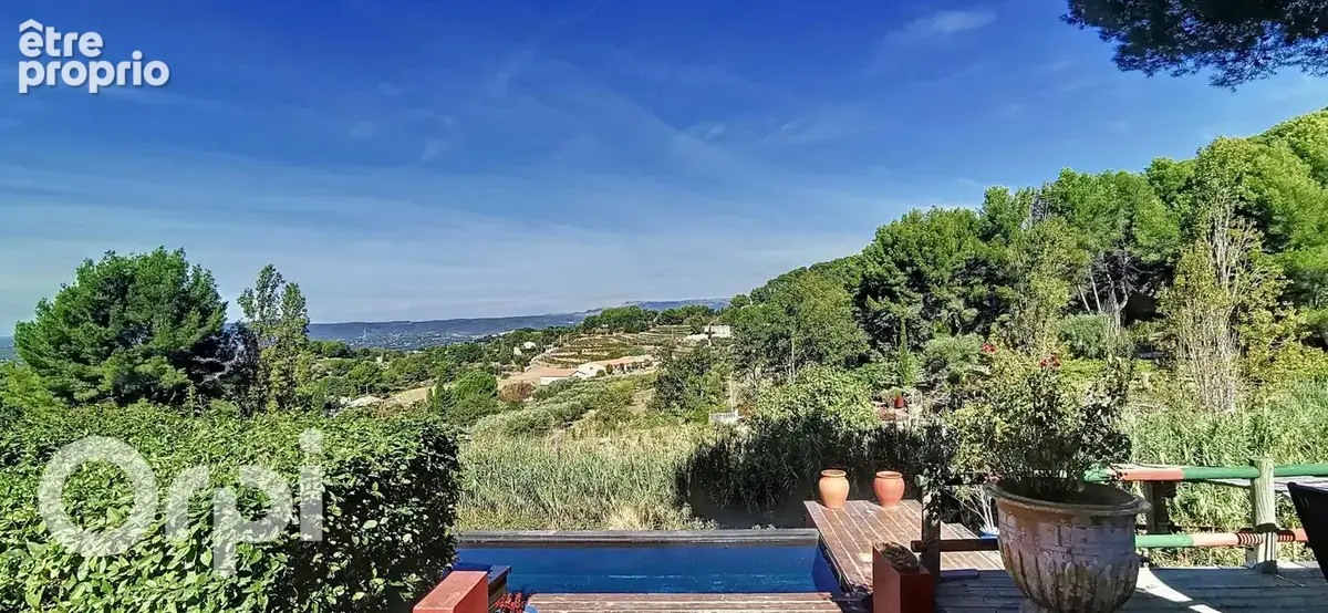 A vendre maison de caractère avec piscine au Beausset Vieux - photo 2