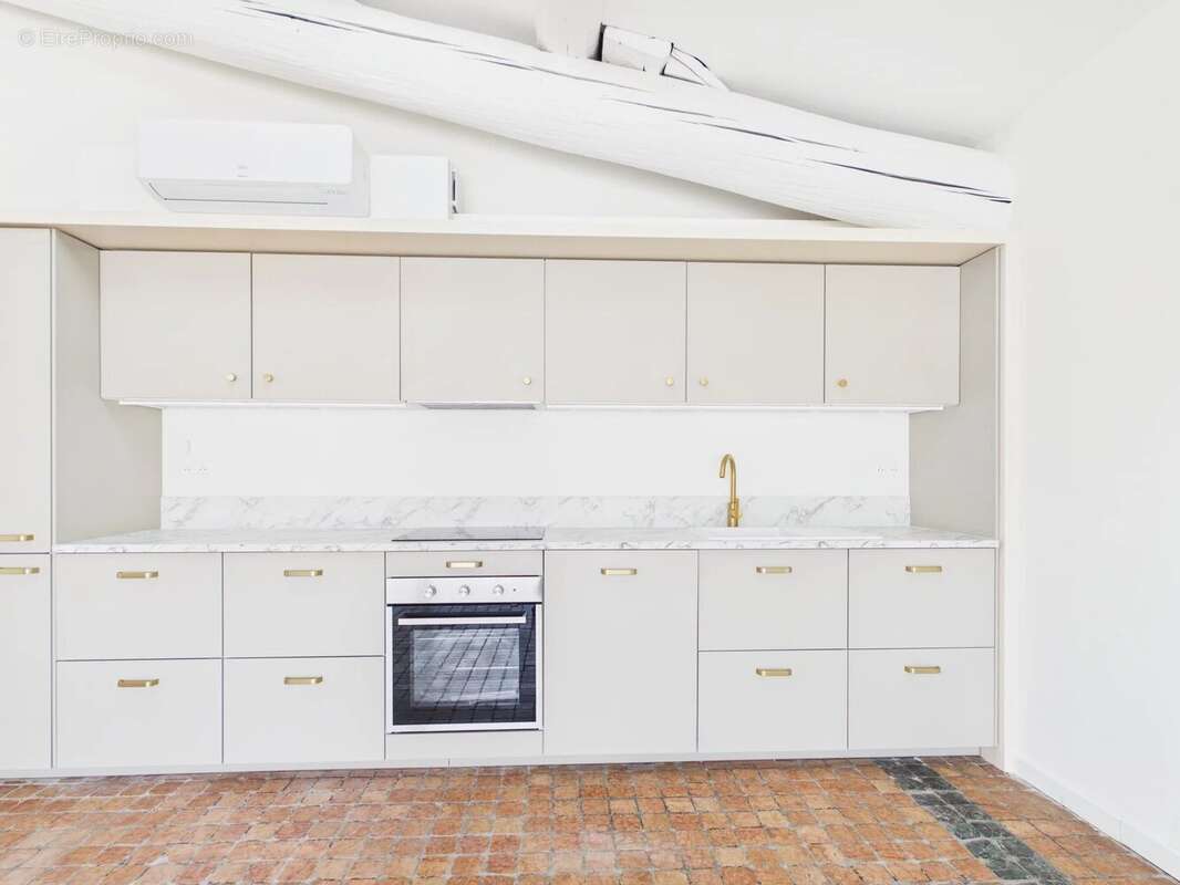 Deux appartements au charme historique avec possibilité d'en faire un seul - photo 8