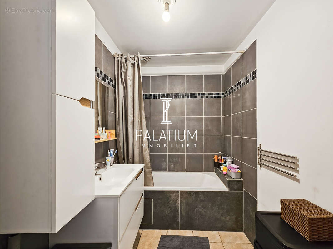 Appartement à PERTUIS