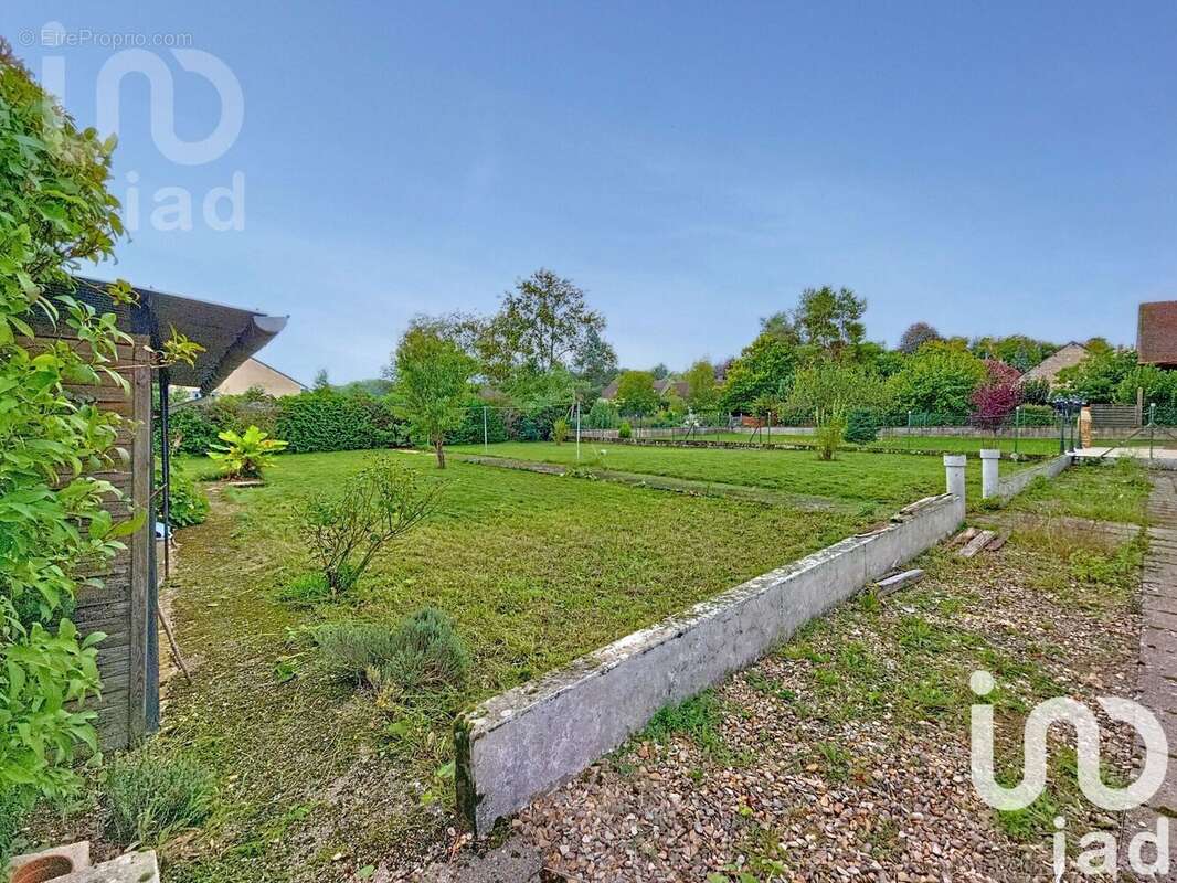 Photo 2 - Maison à CHARMOY