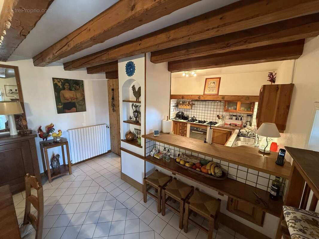 Maison à CORCELLES-EN-BEAUJOLAIS