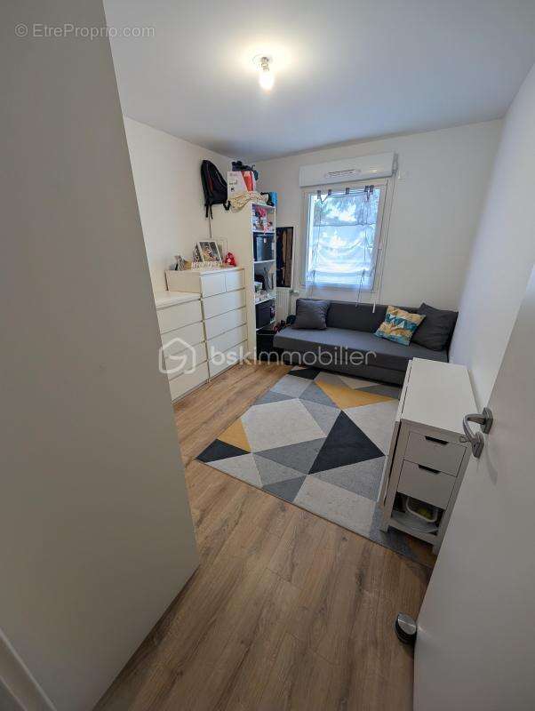 T3 récent de plain-pied avec terrasse et double stationnement - photo 6