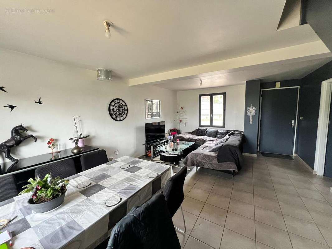 Photo 4 - Maison à VILLERS-COTTERETS