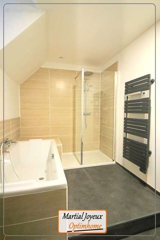 Maison à LE CHATELLIER