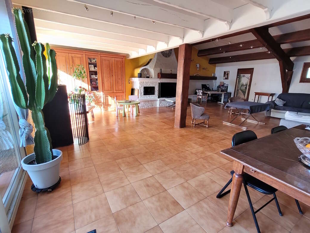 Maison à MARAUSSAN