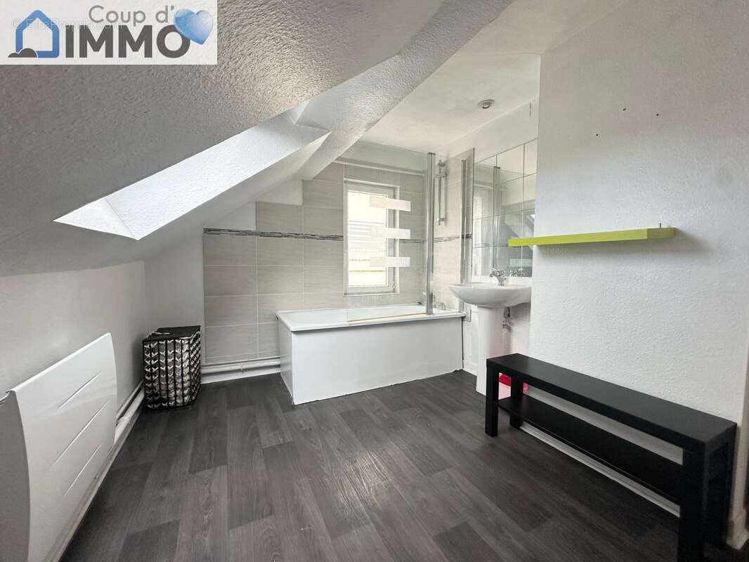 Appartement à SAINTE-SAVINE