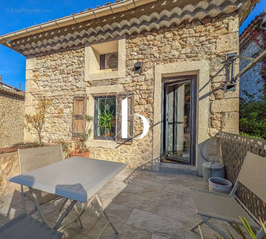 Maison à ROCHEGUDE