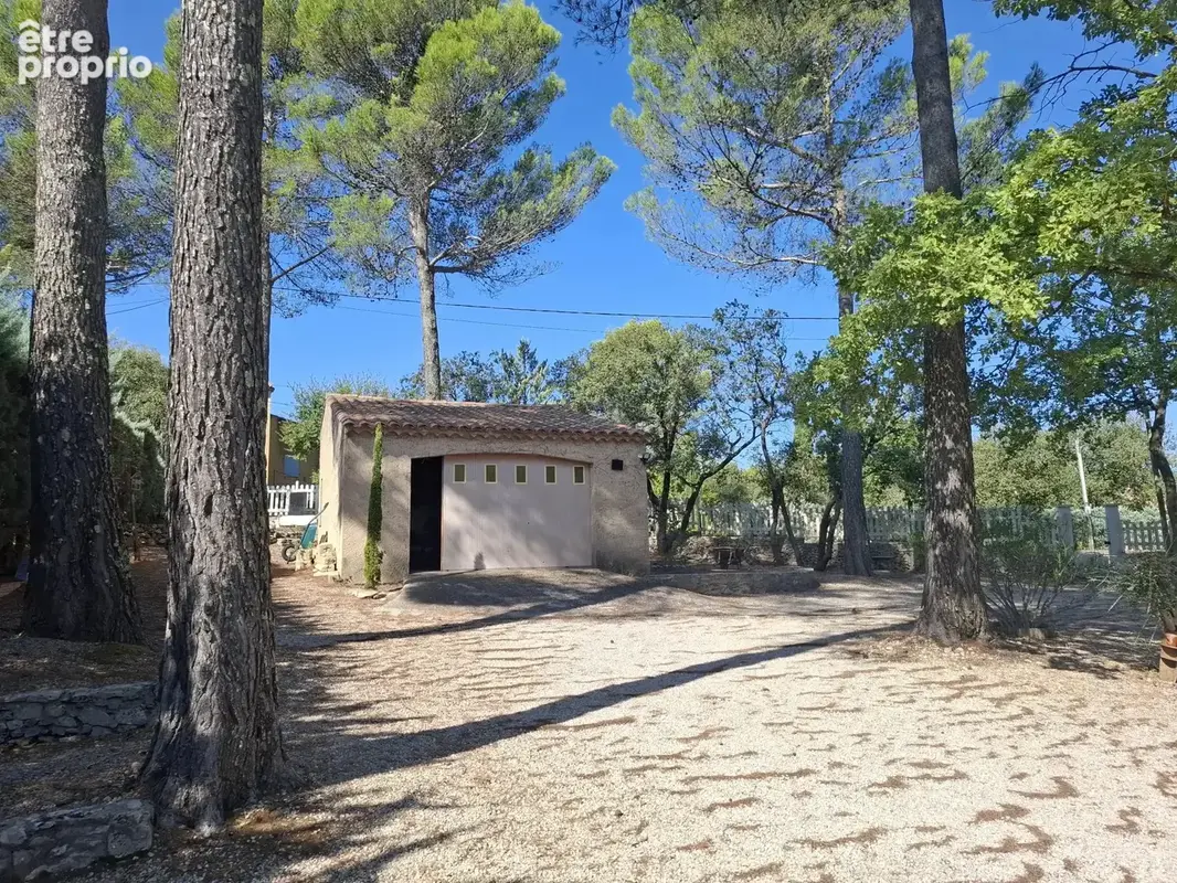 Villa avec vue panoramique, piscine et jardin à Sillans-la-Cascade - photo 4