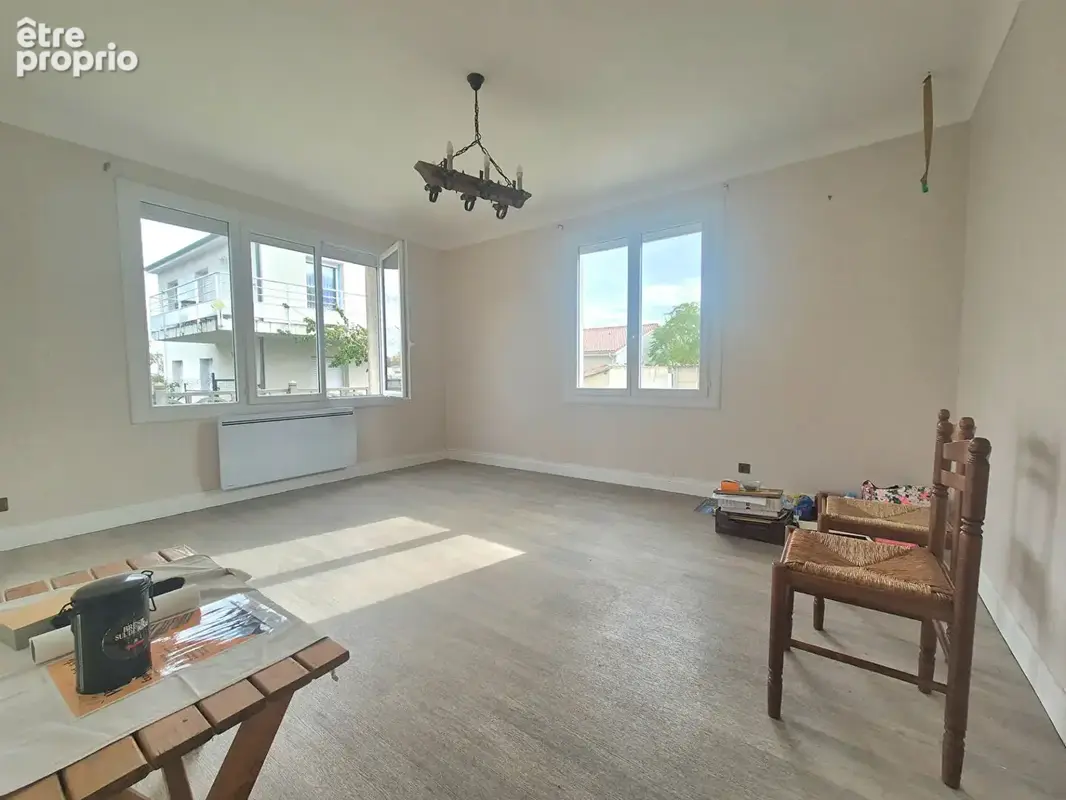 CLERMONT-FERRAND / Ensemble immobilier à fort potentiel sur 611 M2 de terrain ! - photo 7
