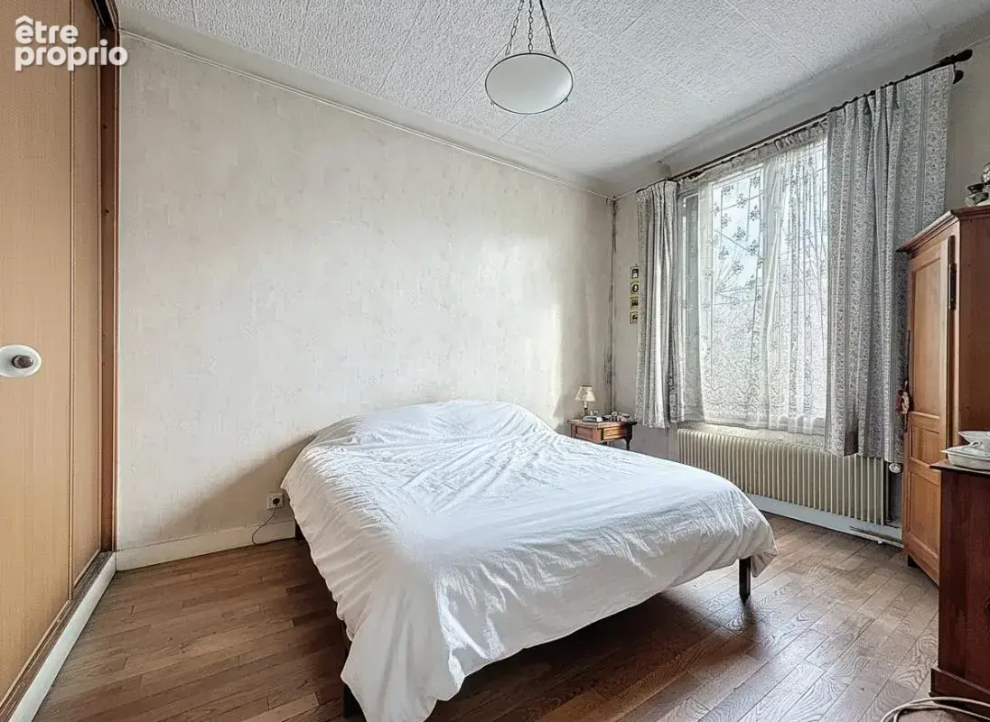 Maison  4 pièces de 126  m2  de surface.  85 m2  habitables quartier  GUIPONS - photo 4