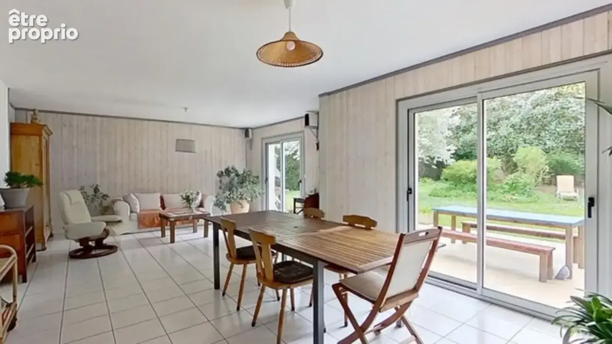 Maison 6 pièces 173 m² à vendre à Peillac (56220) - photo 3