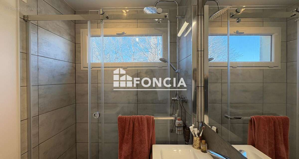 Appartement à EPERNON