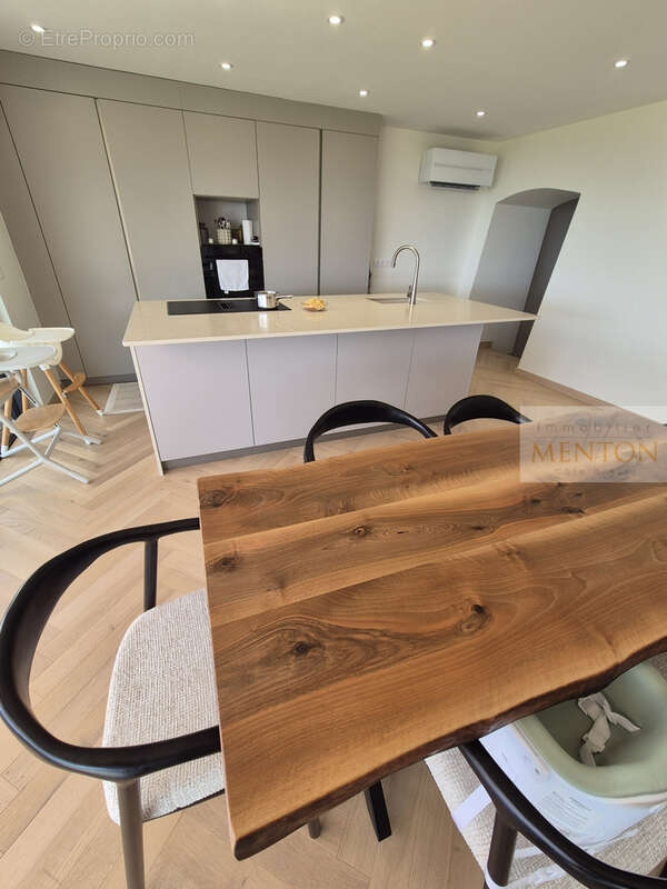 Appartement à MENTON