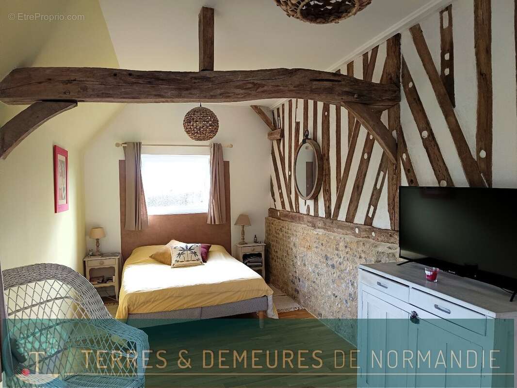 Maison à PONT-L&#039;EVEQUE