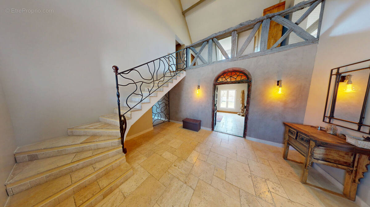 Maison à MARLES-EN-BRIE