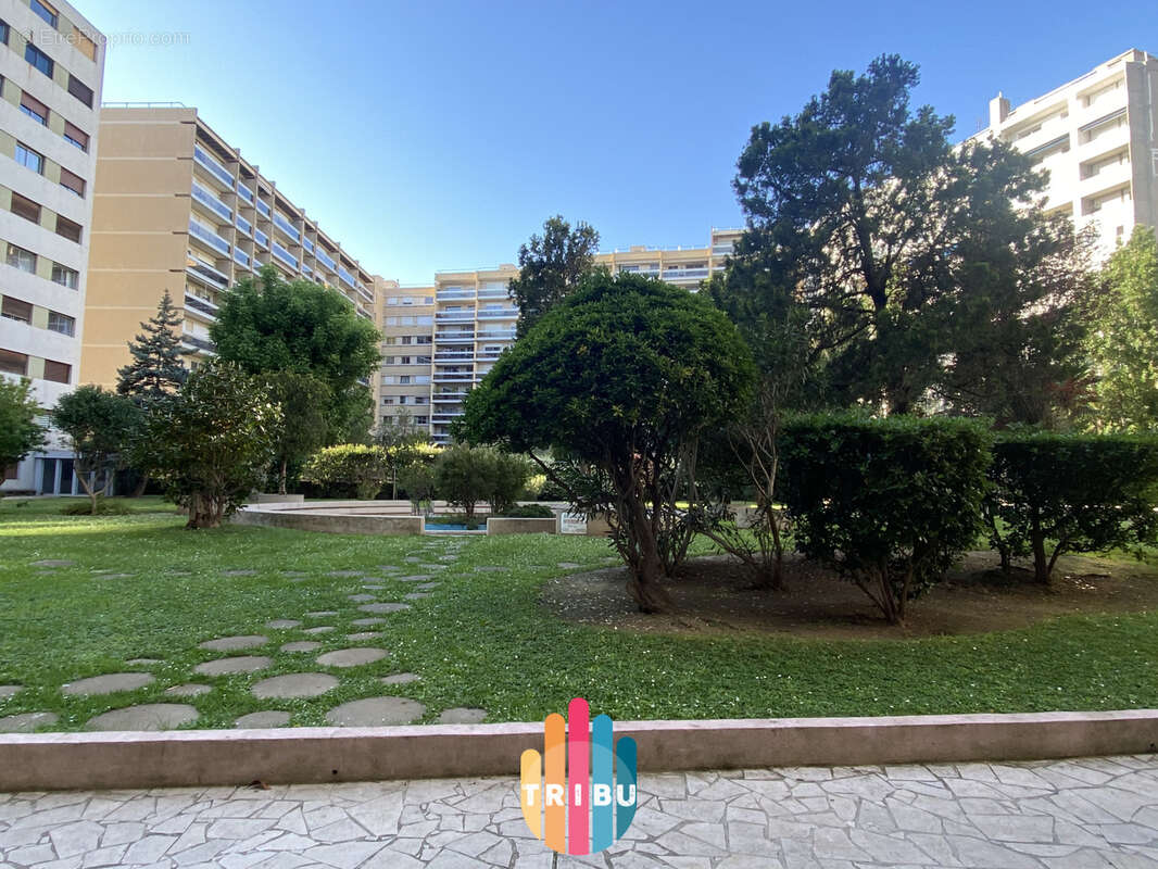 Appartement à MARSEILLE-1E