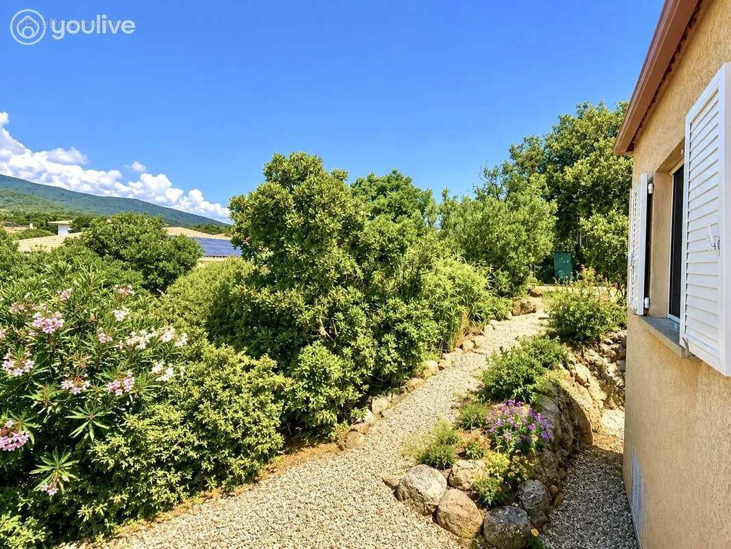 TRAVO – Belle villa T5 de 114 m² avec vue mer et montagne - photo 11