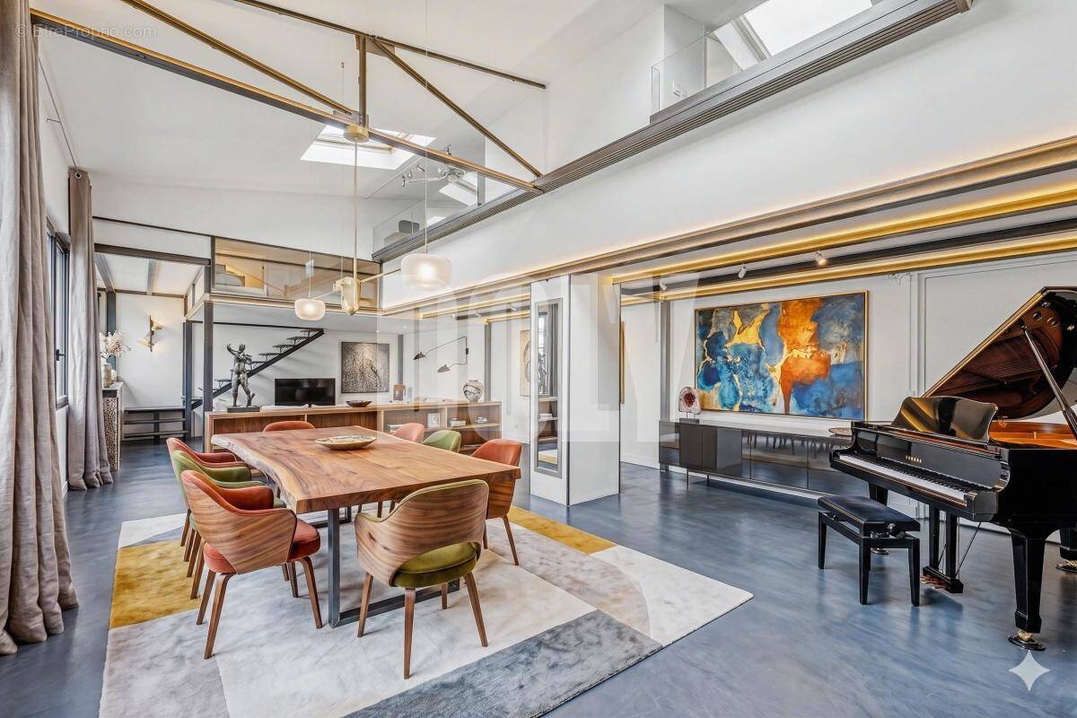 Appartement à IVRY-SUR-SEINE