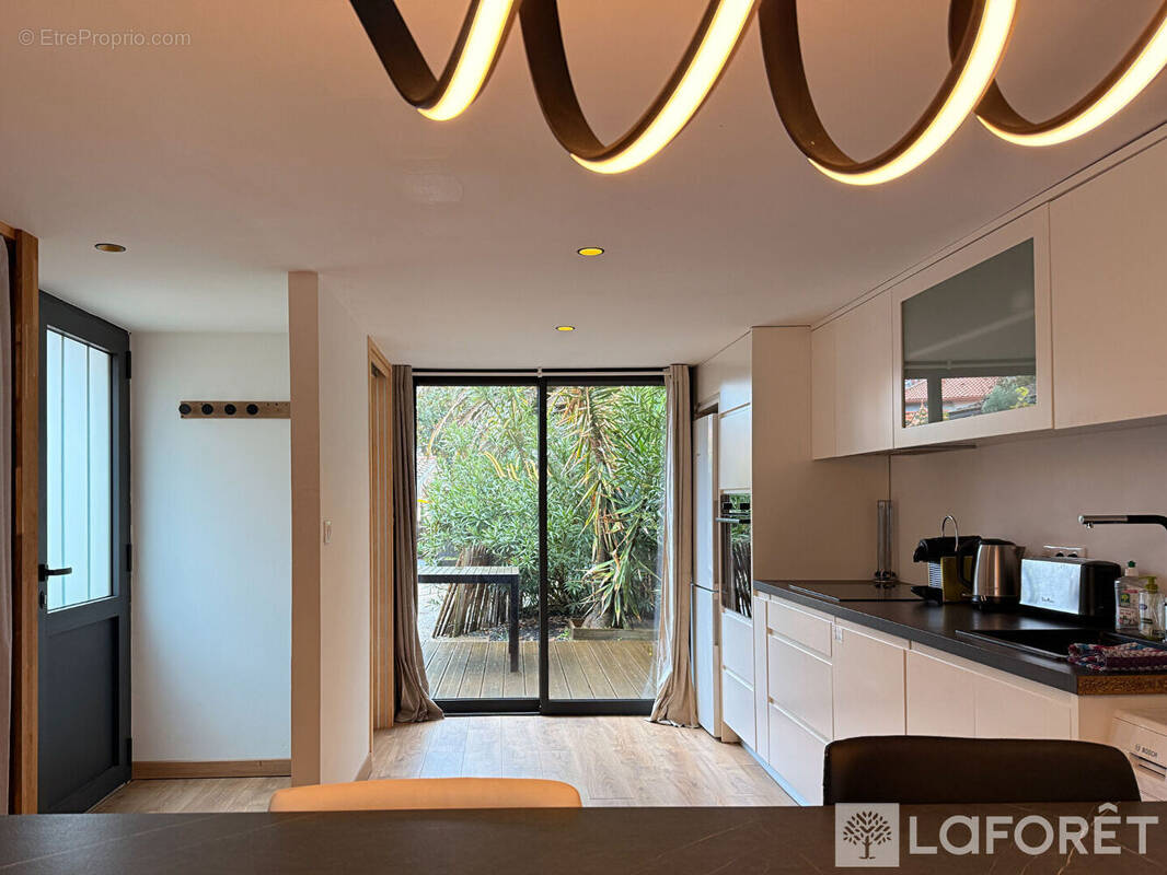 Maison à GUJAN-MESTRAS